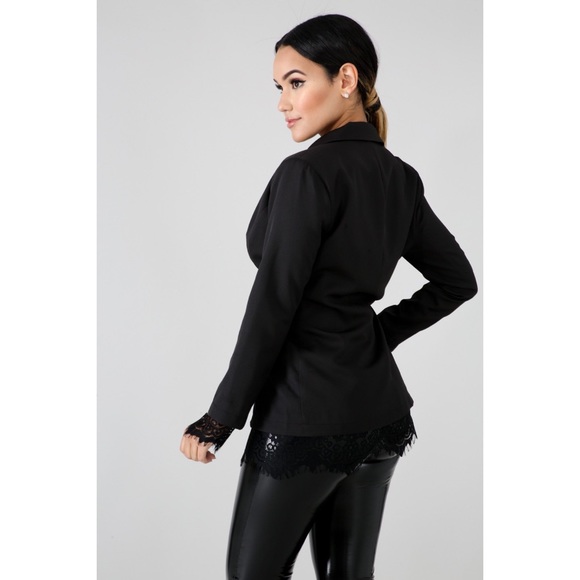 Tailored In Lace Blazer - Picture 3 of 4